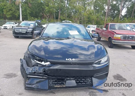 2022 Kia Ev6 Gt-Line z USA, uszkodzony, nr VIN KNDC44LA5N5066230